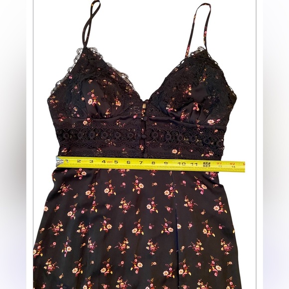 Free People Movement Out & About Maxi Slip Size S - Picture 9 of 11